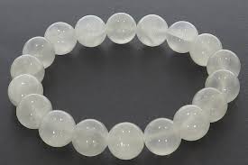 Armband weißer Chalceton 8,5mm Kugel