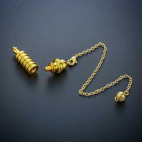 ISIS Pendel goldfärbig mit Kette