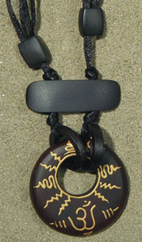 Halsband "Om"