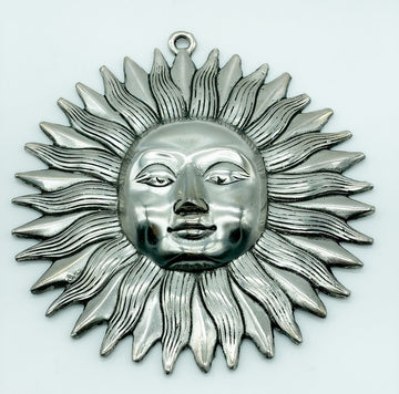 Metallmaske "Sonnengesicht"