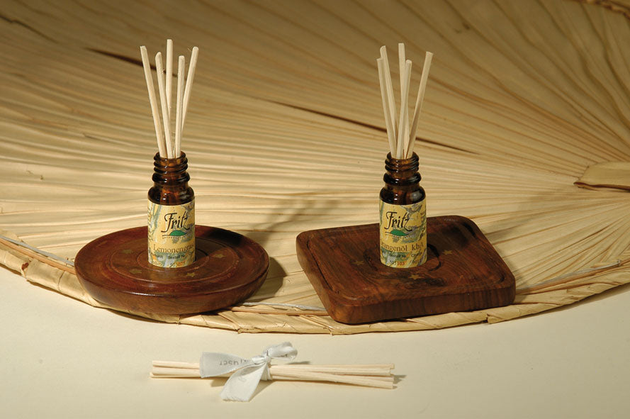 Bambusstäbchen mit Schleife