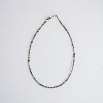 Edelsteinkette Turmalin grau facettiert, 2-3mm, 42cm