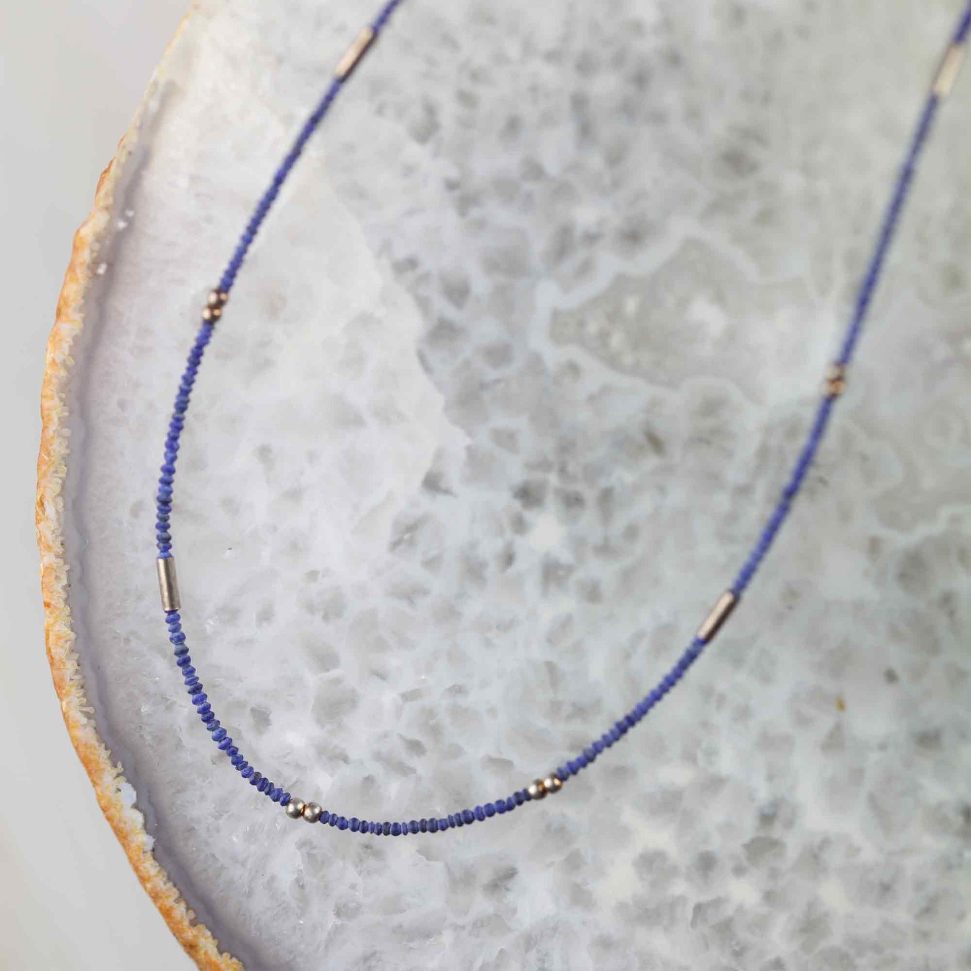 Lapis klein mit Gold