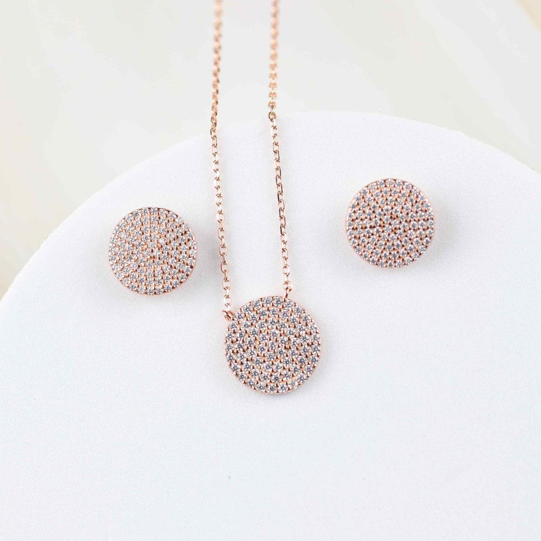 Rose Kreis mit Steinen besetzt Schmuck Set