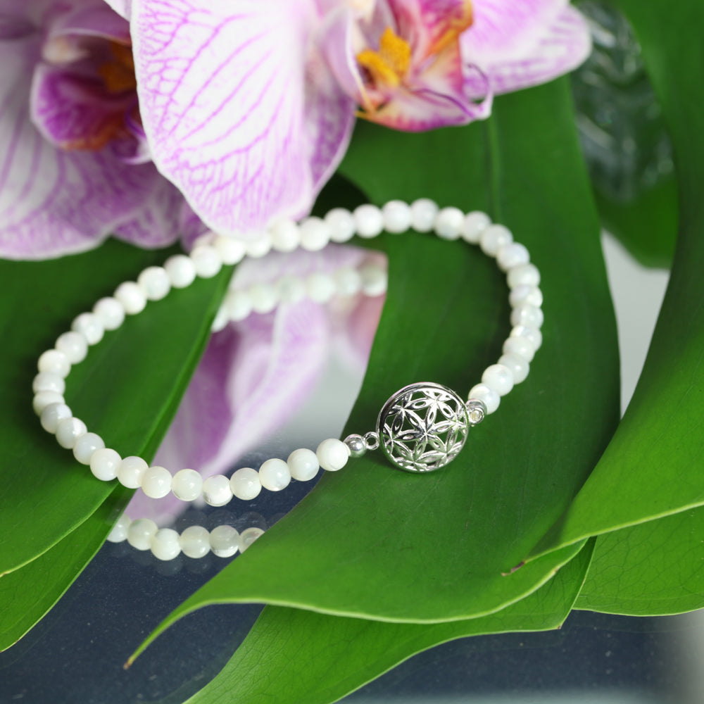 Armband Blume des Lebens, weißer Labradorit