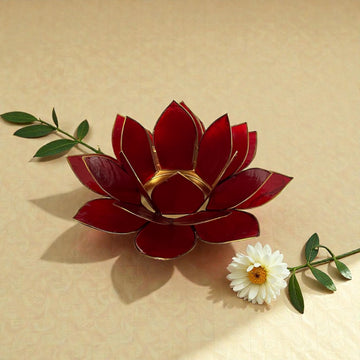 Lotus Teelichthalter, rot/goldfarbig, 1. Chakra